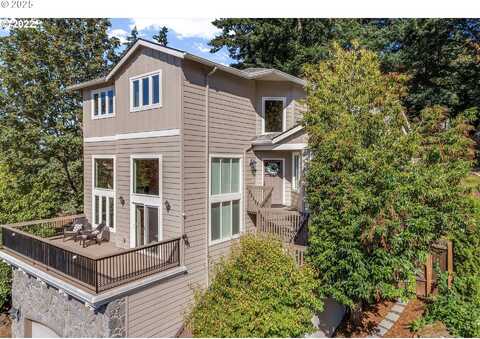 13307 SE WOODLAND CIR, Happy Valley, OR 97086