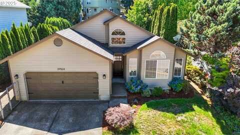 39504 MCCORMICK DR, Sandy, OR 97055