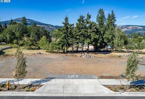 3940 CARR DR, Hood River, OR 97031