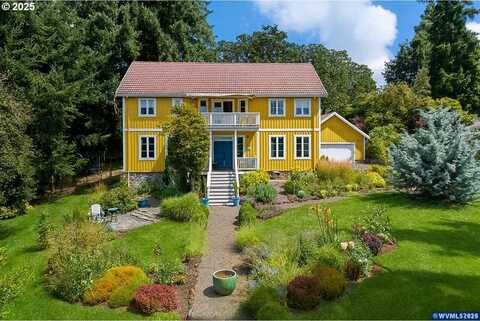 261 ROCK ST, Silverton, OR 97381