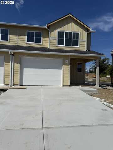 1718 NW 18TH ST, Battle Ground, WA 98604