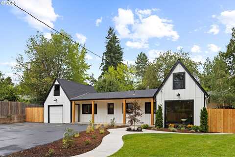 3825 SW HUBER ST, Portland, OR 97219