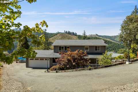 1870 LAKEVIEW DR, Sutherlin, OR 97479