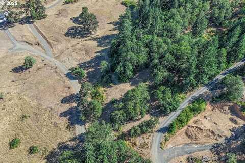 281 KARENZA LN, Roseburg, OR 97471