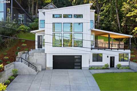 9316 NW HARDY AVE, Portland, OR 97231