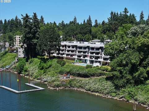 790 SE WEBBER ST, Portland, OR 97202