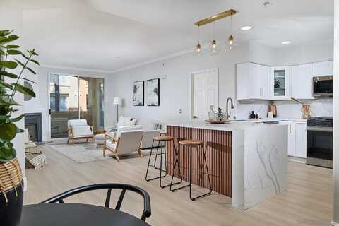 12372 Carmel Country Rd unit: 207, San Diego, CA 92130