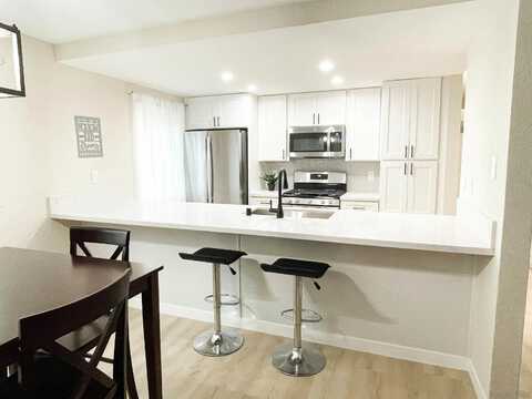 2863 Broadway unit: 105, San Diego, CA 92102