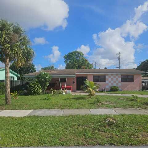 951 NW 182 Street, Miami, FL 33169