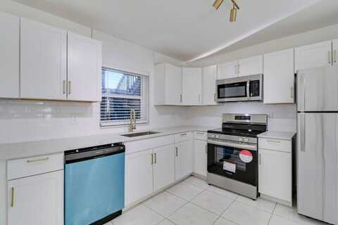 6531 SE Federal Highway, Stuart, FL 34997