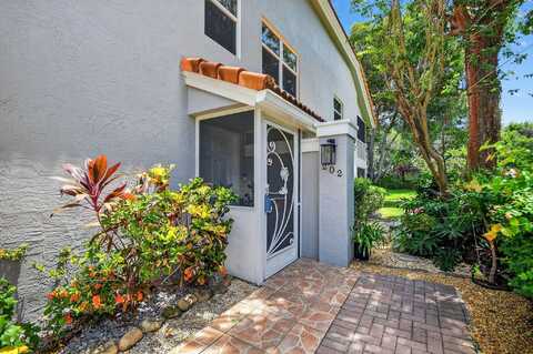 7031 Summer Tree Drive, Boynton Beach, FL 33437