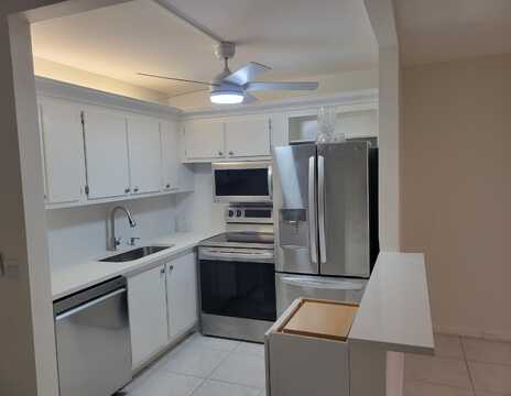594 Fanshaw O, Boca Raton, FL 33434