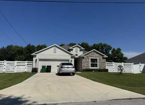 5252 NW East Piper Circle, Port Saint Lucie, FL 34986