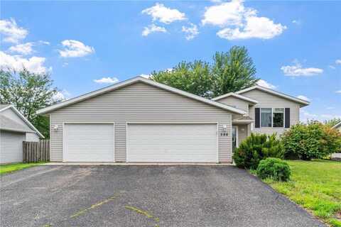 996 7th Avenue NW, Hutchinson, MN 55350