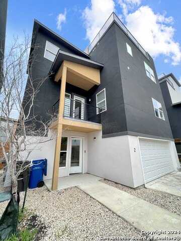 100 Lewis St, San Antonio, TX 78212