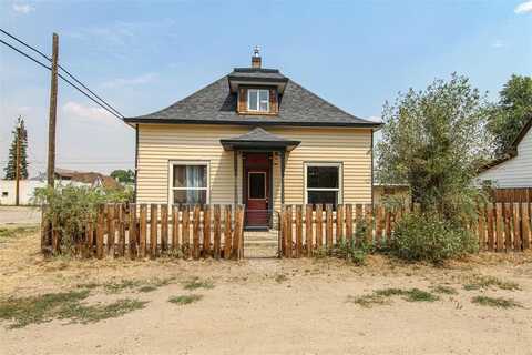 210 S 3RD STREET, Kremmling, CO 80459