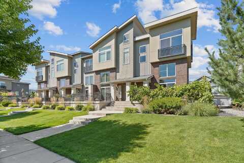 2216 W Summit Pkwy, Spokane, WA 99201