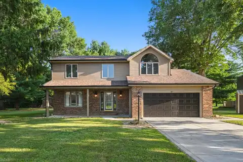 17 Pine Grove Drive, Batesville, IN 47006