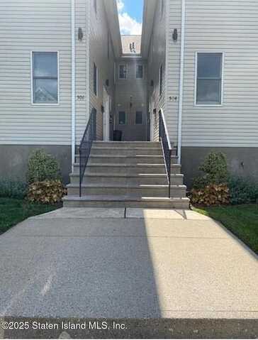 504 Oakland Avenue, Staten Island, NY 10310