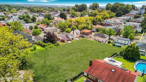 14 Eltinge Street, Staten Island, NY 10304