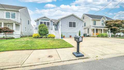 802 Sterling Pl, Brigantine, NJ 08203