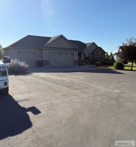 206 N 240 W, Blackfoot, ID 83221