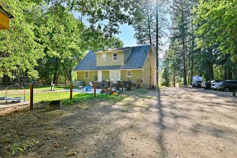 6324 E Evans Creek Road, Rogue River, OR 97537