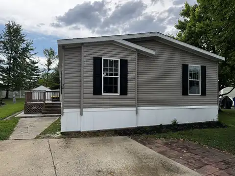 58 Community Drive, Greenwood, IN 46143