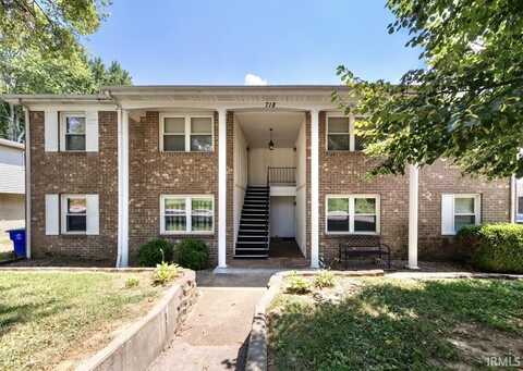 718 Village Lane, Newburgh, IN 47630