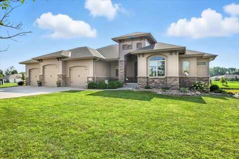 5121 COUNCIL POINTE Road, COUNCIL BLUFFS, IA 51503
