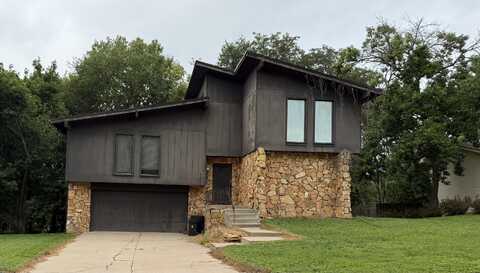 208 REDBUD Lane, COUNCIL BLUFFS, IA 51503