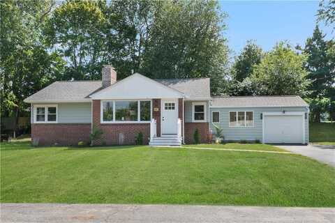 81 Redwood Drive, Cranston, RI 02920