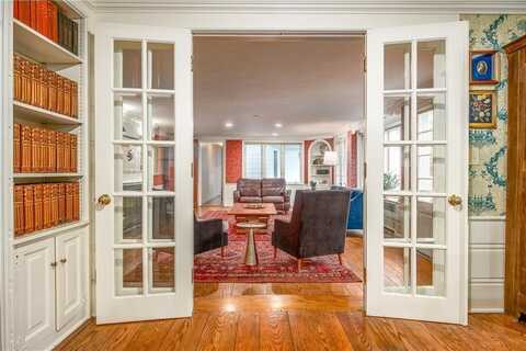 2 Cherry Lane, Bristol, RI 02809