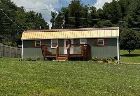 151 Rolling Hills Dr, Marion, VA 24354