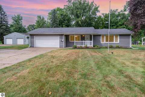 1644 Belmont Drive, Mount Pleasant, MI 48858