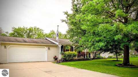 5515 S Aylesbury Drive, Waterford, MI 48327