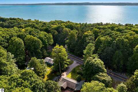 5219 S East Torch Lake Drive, Bellaire, MI 49615