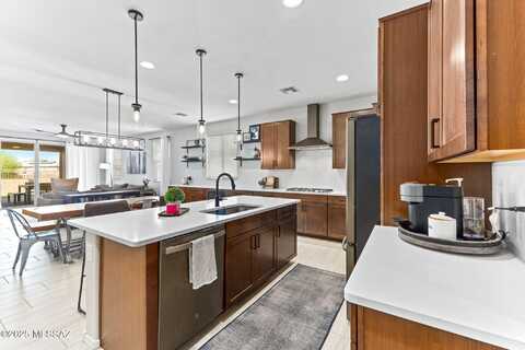 12220 N Goldenview Lane, Marana, AZ 85653
