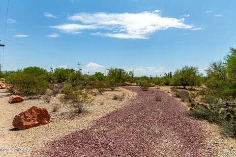 2900 S Kinney Road, Tucson, AZ 85743