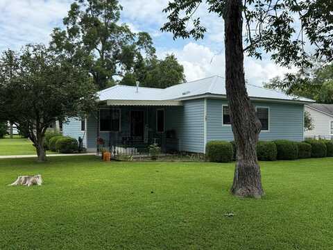 121 Brunswick Ave., Fitzgerald, GA 31750