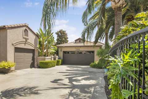 3500 S Cain Court, Visalia, CA 93292