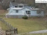 111 Oxford Lane, Blowing Rock, NC 28605