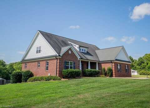 4105 Double B Trail, Hamptonville, NC 27020