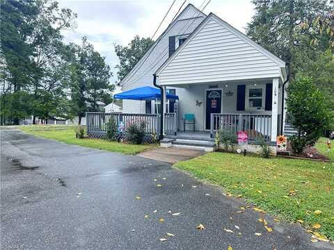 100 Daniels Street, Randleman, NC 27317
