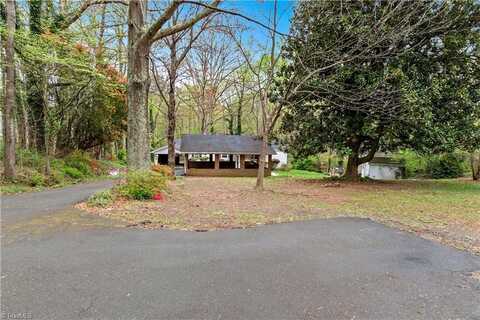 3825 Old Hollow Road, Kernersville, NC 27284