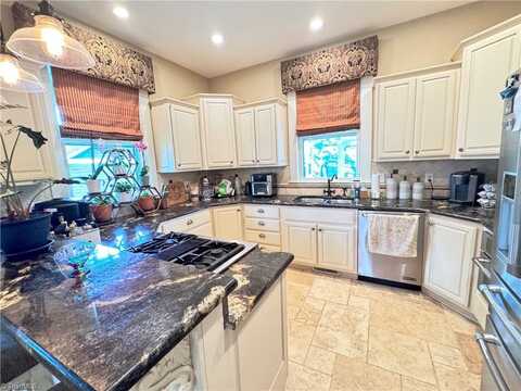311 Cherry Street, Mount Airy, NC 27030