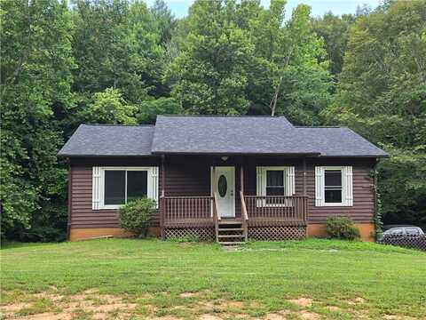 1373 Sunset Drive, North Wilkesboro, NC 28659