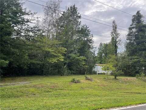 4560 Mecum Road, Walkertown, NC 27051