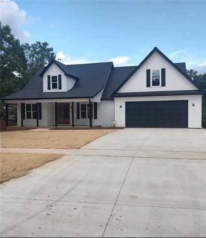 4034 Waterview Road, High Point, NC 27265