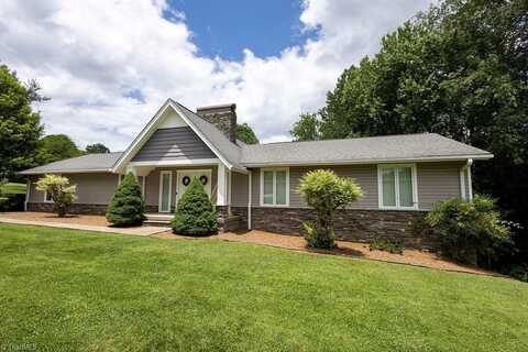123 Greenbriar Street, Mount Airy, NC 27030